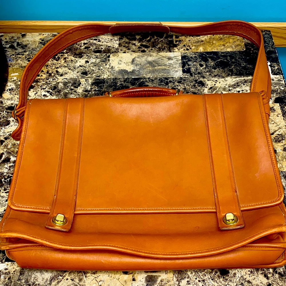 🔥COACH LAPTOP BAG 🔥